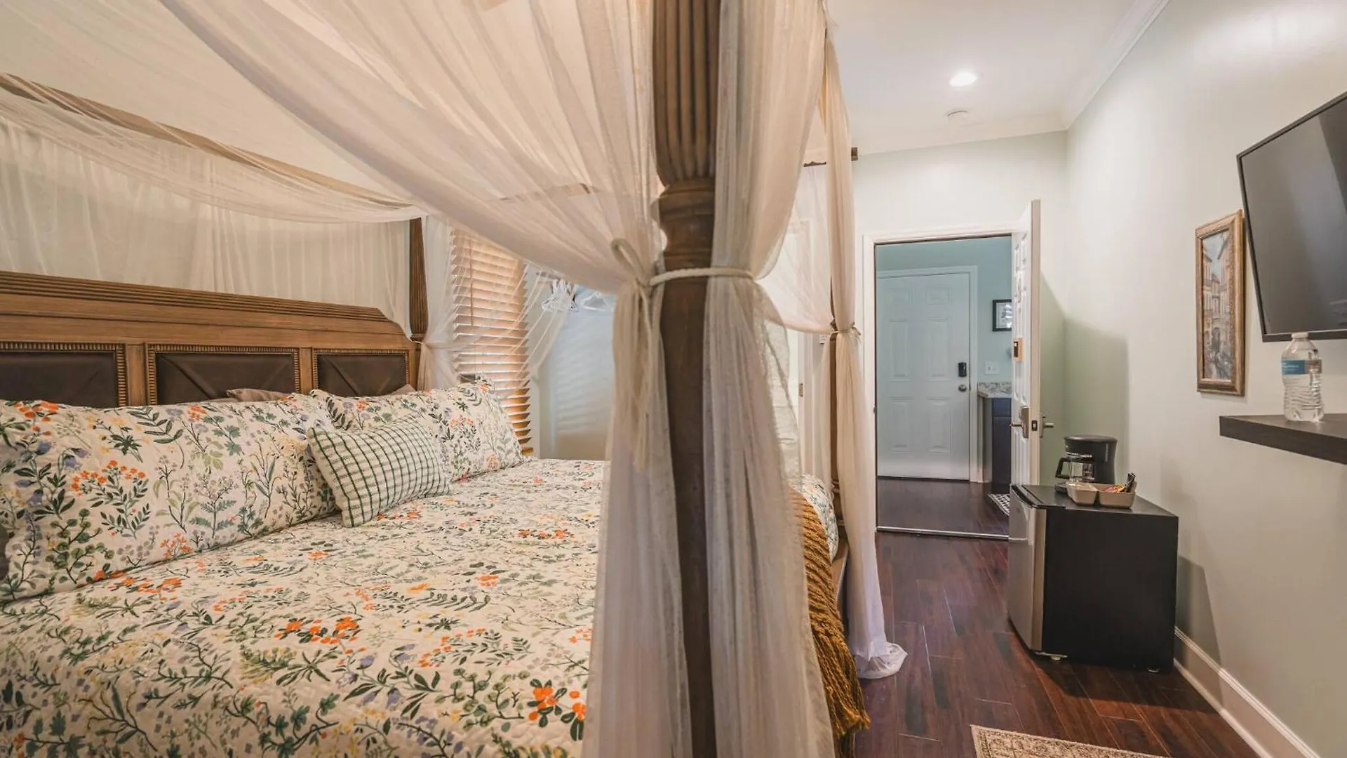 Hotel Carriage Modern House To Victorian House Savannah 0*,