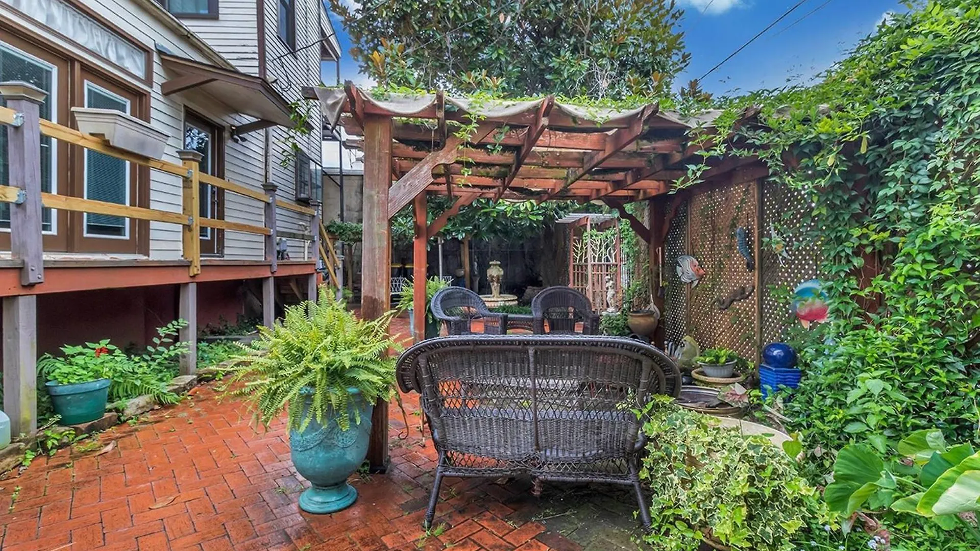 Penzion Hotel Carriage Modern House To Victorian House Savannah USA